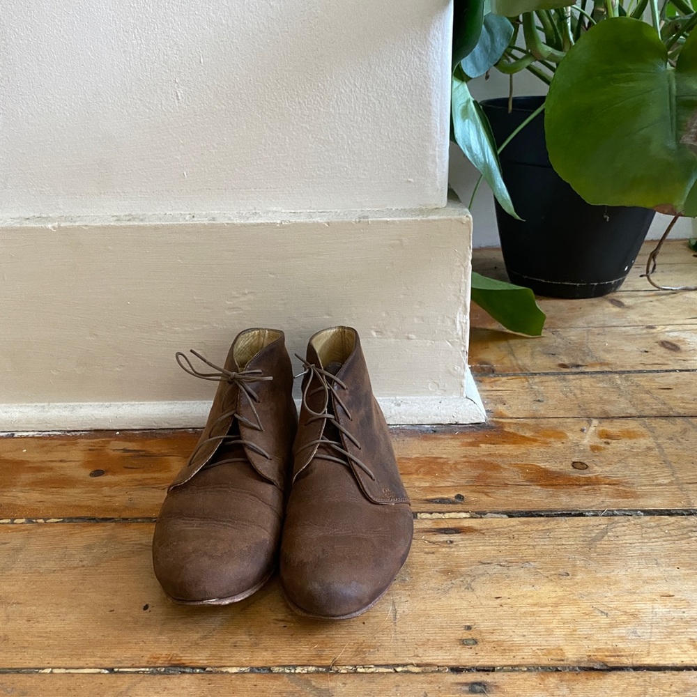 Nisolo Chukka Boots sz 9.5